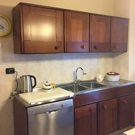 Апартаменты Homefiollet A Due Passi Dal Centro Romano Di *